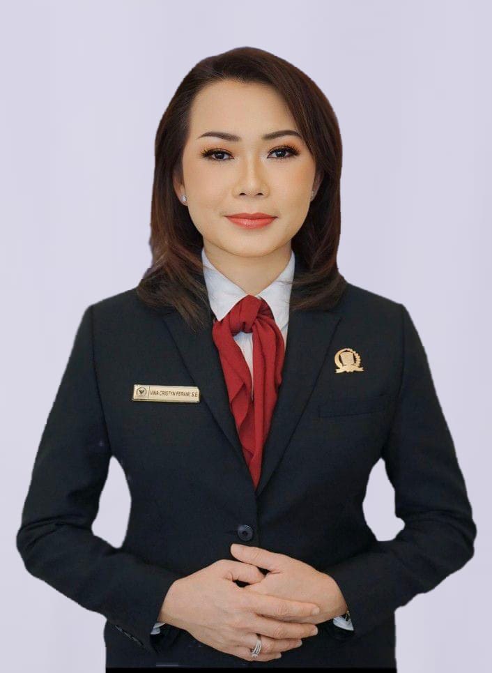 Vina Cristyn Ferani, S.E.